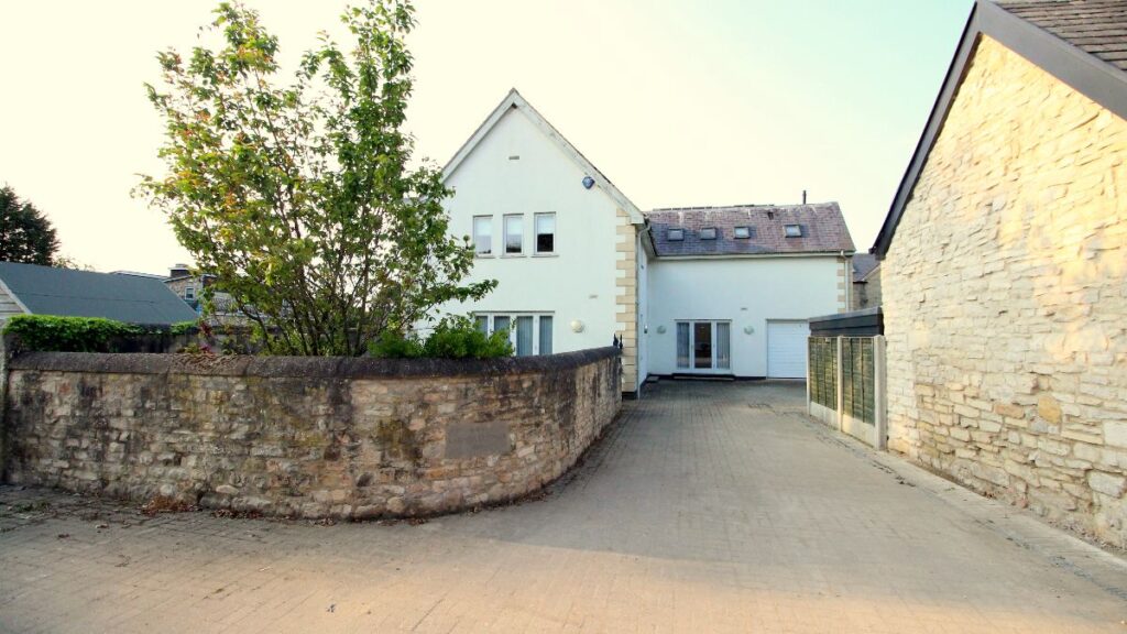 Keepers Cottage, Butts Lane, Lumby, South Milford, Leeds